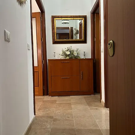 Apartment 5 Caballeros *