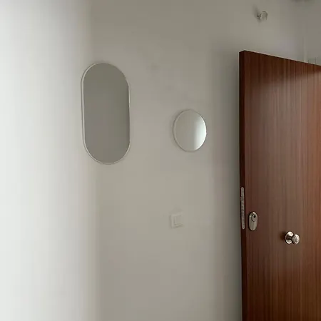 5 Caballeros Apartment *