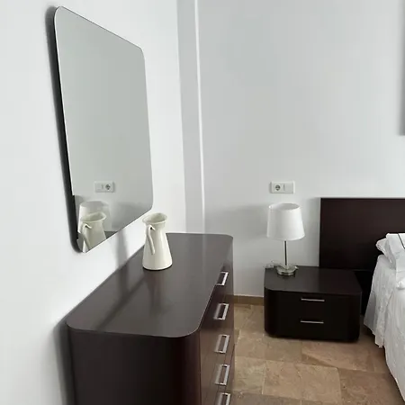 5 Caballeros Apartment