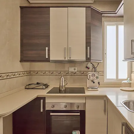 5 Caballeros Cuarto Apartment